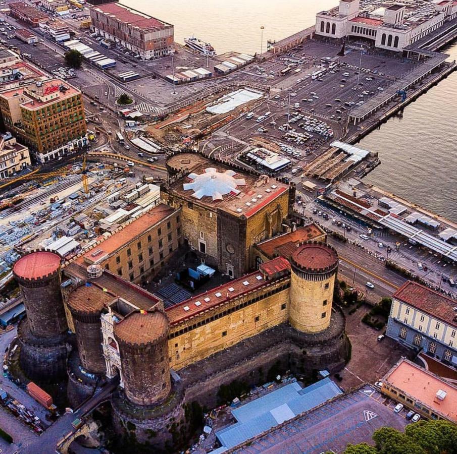 Napoli A Chiaia Apartment Exterior foto